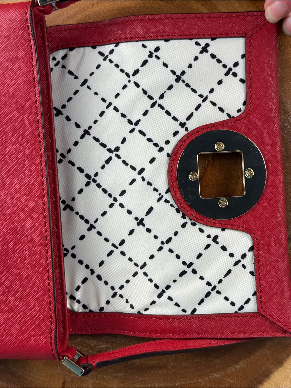 Kate Spade Red Saffiano Leather Crossbody Bag with Gold Turnlock EUC - Picture 11 of 15